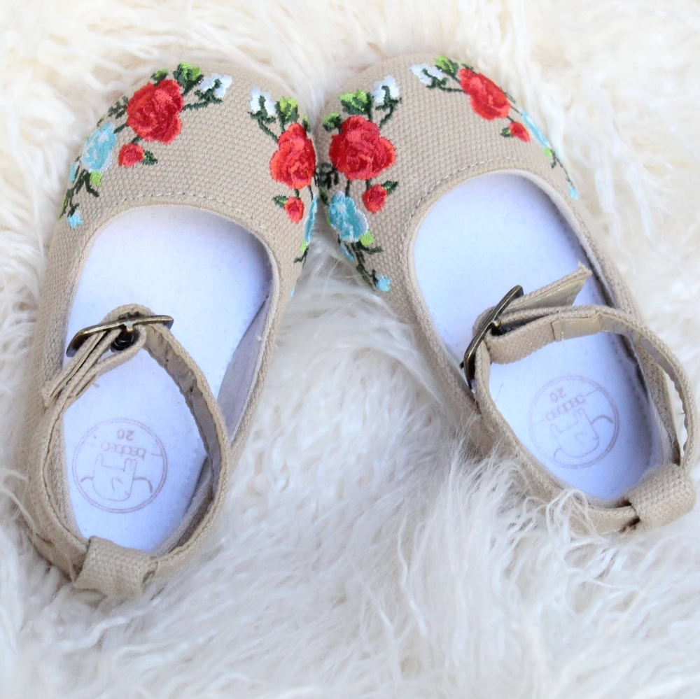 Infant Shoes with Floral Embroidery
